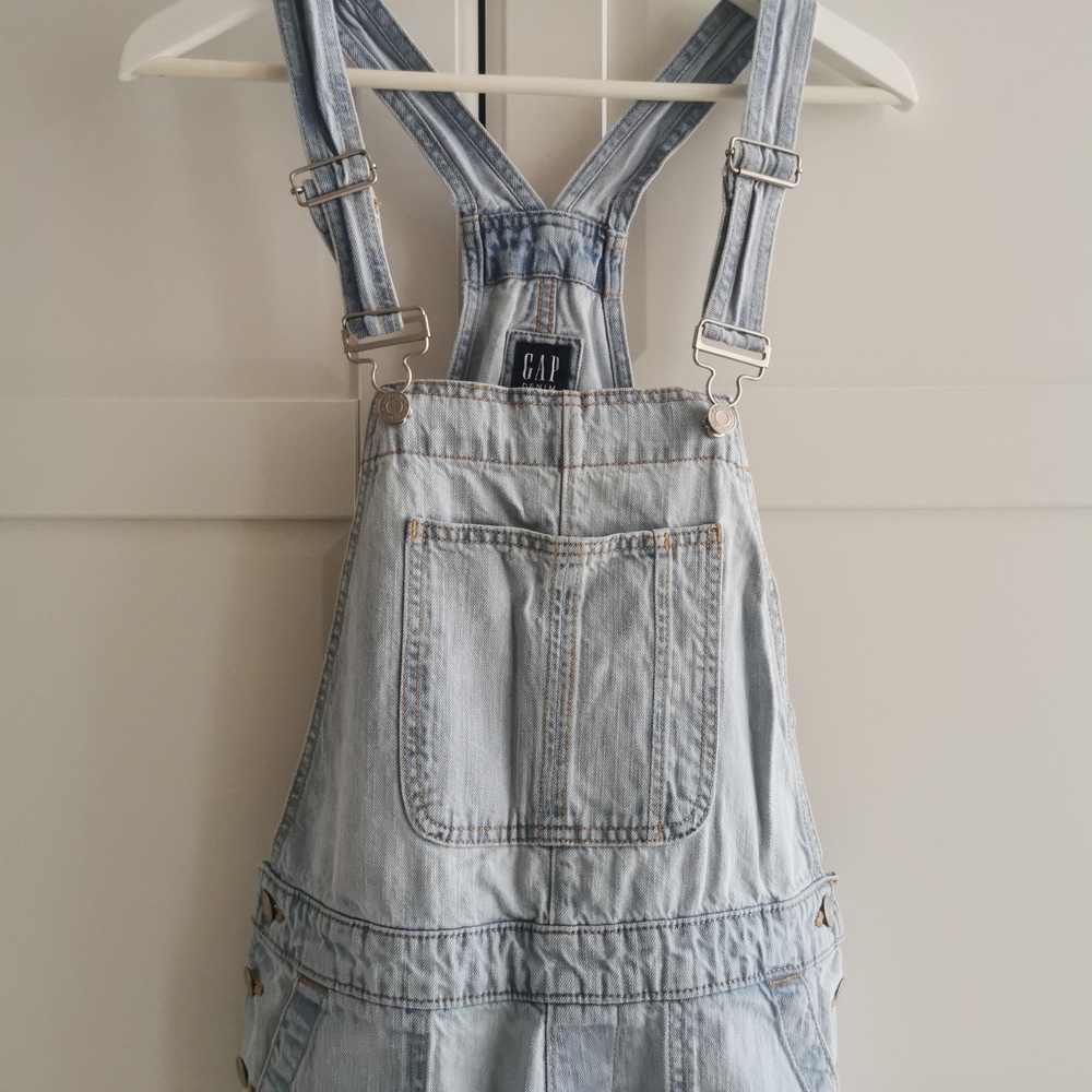 Vintage GAP Light Blue Denim Overalls with Front Pocket